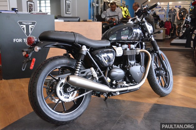 2016-Triumph-Street-Twin-12