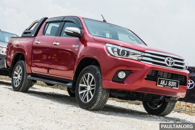 2016-Toyota-Hilux-44_BM