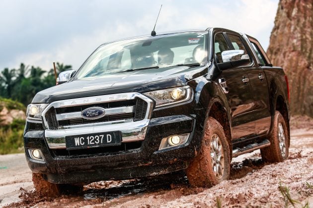 Ford Ranger 2.2 XLT AT-02