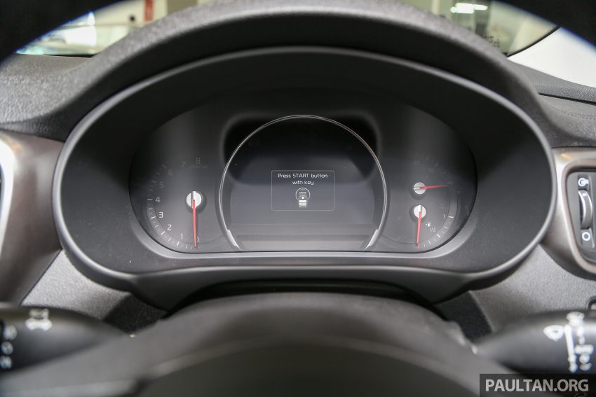 2016 Kia Sorento on display at dealers before launch 498111