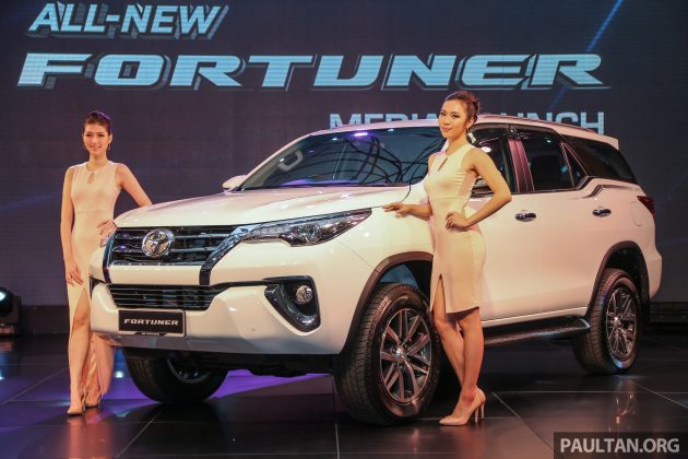 Toyota_Hilux_Fortuner_Launch-3_BM