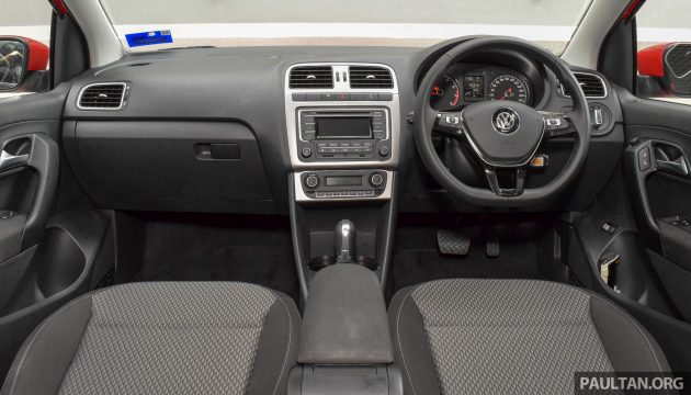 2016 Volkswagen Vento 1.2 TSI Highline int 1