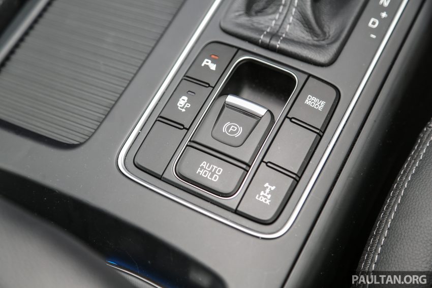 GALLERY: Kia Sorento – new UM vs previous-gen XM 510959