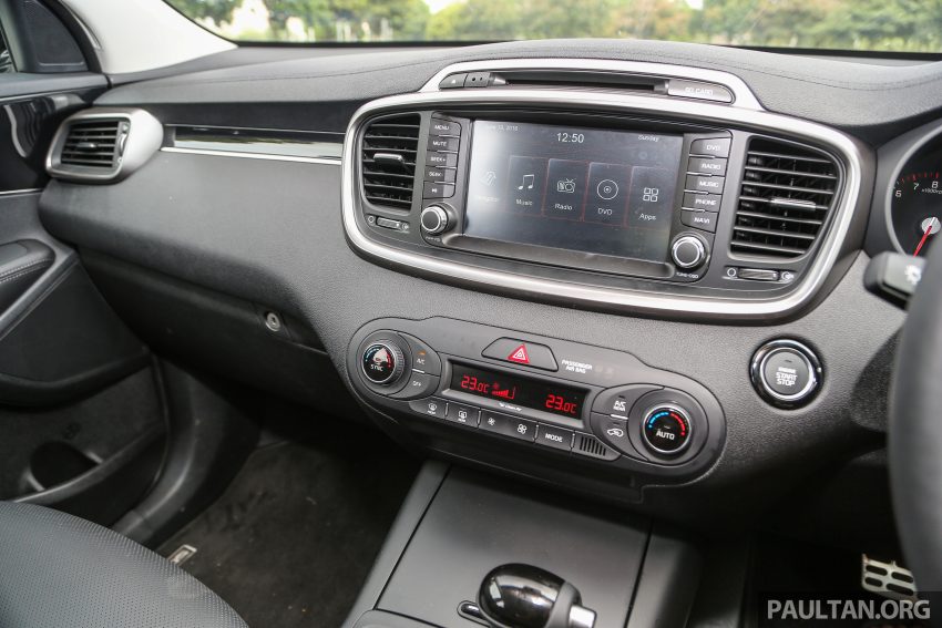 GALLERY: Kia Sorento – new UM vs previous-gen XM 510950