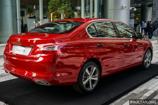 Peugeot-408-2
