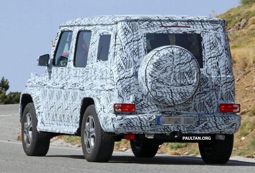 SPIED: Next-generation Mercedes-Benz G-Class – similar looks, but set for 400 kg weight reduction 526485