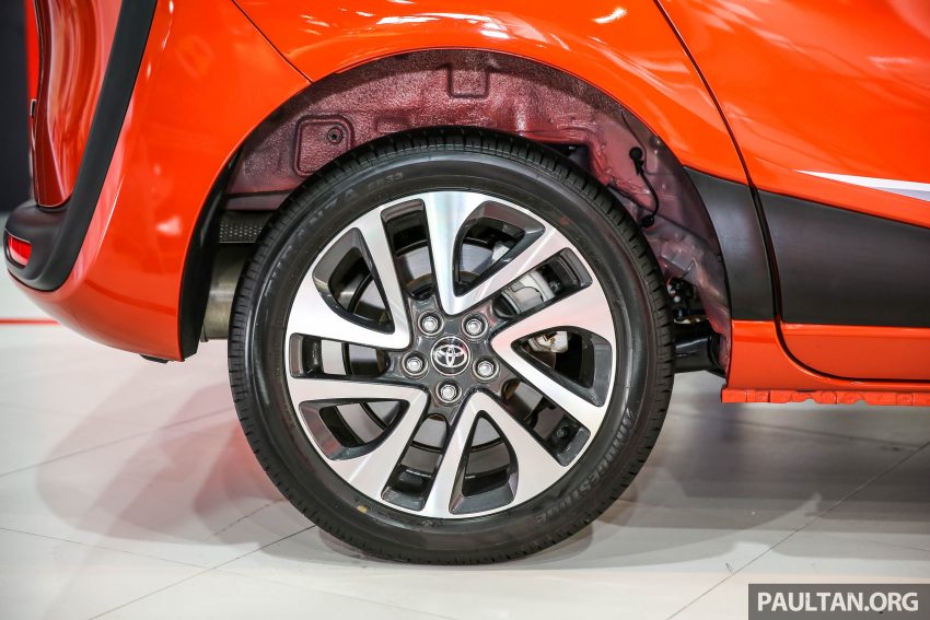 GALLERY: 2016 Toyota Sienta at Mitsui Outlet Park 516420