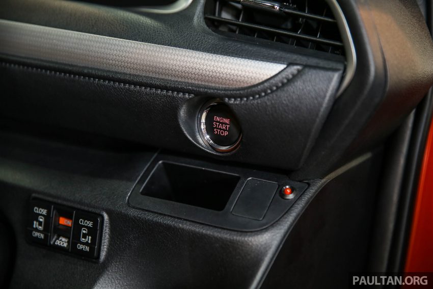 GALLERY: 2016 Toyota Sienta at Mitsui Outlet Park 516439