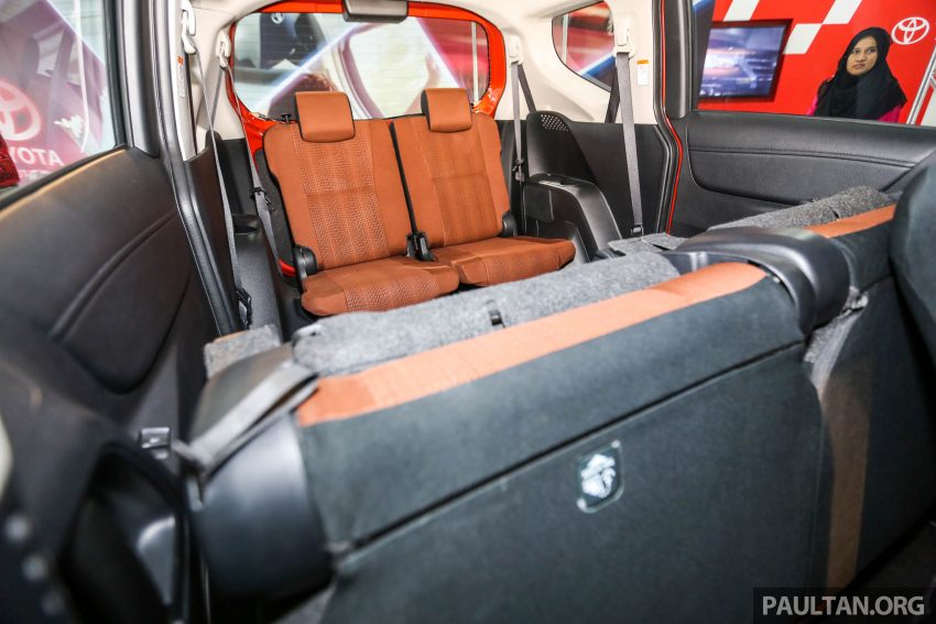 GALLERY: 2016 Toyota Sienta at Mitsui Outlet Park 516453