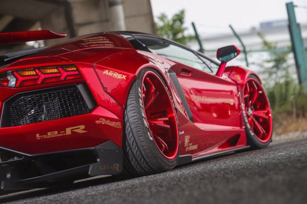 liberty-walk-lamborghini-aventador-roadster-features-red-carbon-forgiatos_2