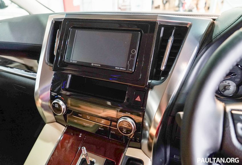 Toyota Alphard and Vellfire – Malaysian spec cars previewed at Toyota showroom, Mitsui Outlet Park 524480