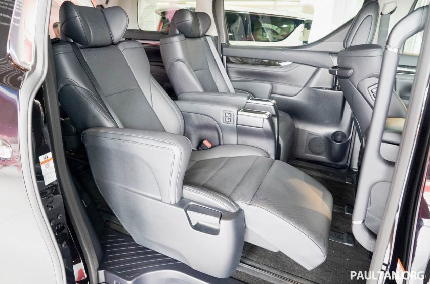Toyota Alphard and Vellfire – Malaysian spec cars previewed at Toyota showroom, Mitsui Outlet Park 524537