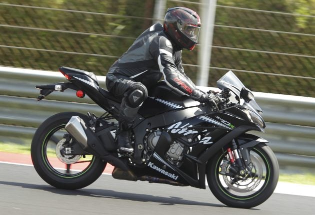 2016 Kawasaki ZX-10R Sepang test - 8
