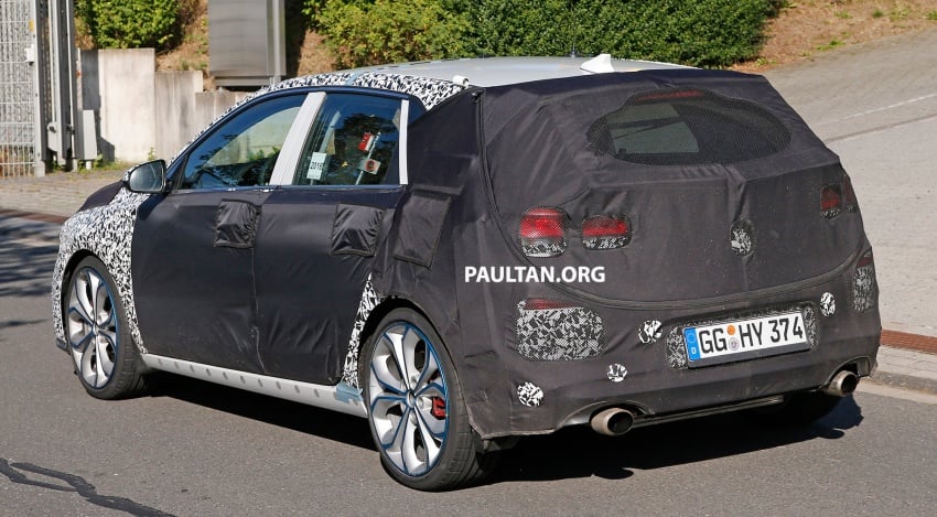 SPYSHOTS: 2017 Hyundai i30 N hot hatch shows face 536796