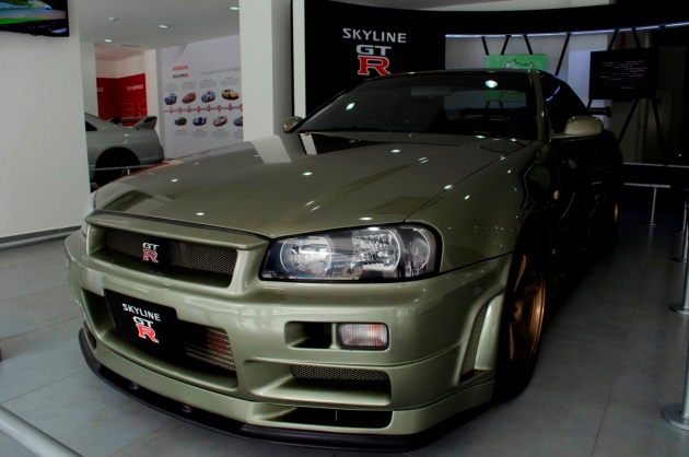 08_nissan-skyline-gt-r-r34