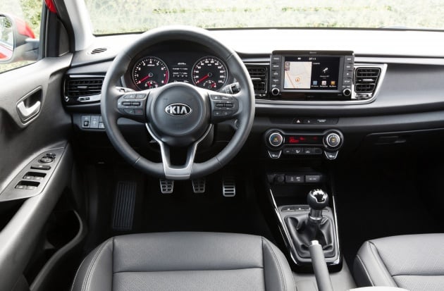 new-kia-rio-interior-2