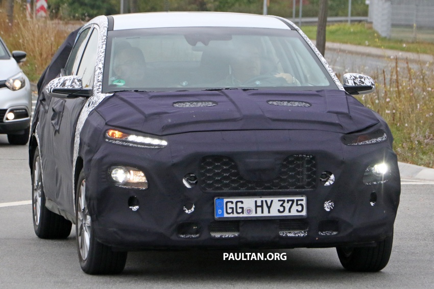 SPIED: Hyundai B-segment SUV makes the rounds 563635