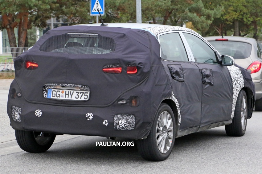 SPIED: Hyundai B-segment SUV makes the rounds 563643