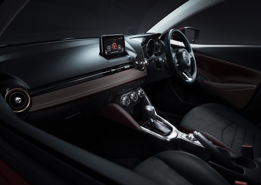 Mazda 2 and CX-3 updated with G-Vectoring Control 563914