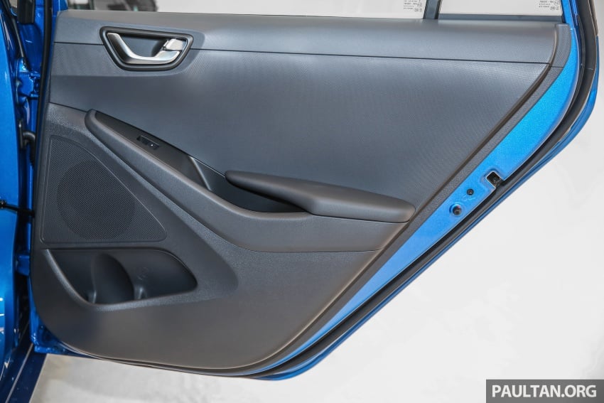 Hyundai Ioniq Hybrid in Malaysia: CKD, 7 airbags, from RM100k; RM111k with AEB and Smart Cruise Control 585440