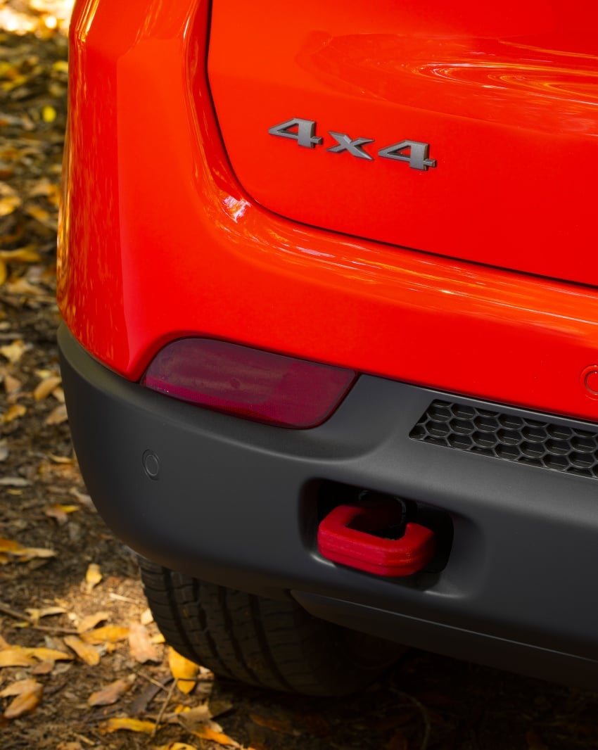 2017 Jeep Compass – full details of the compact SUV 582477