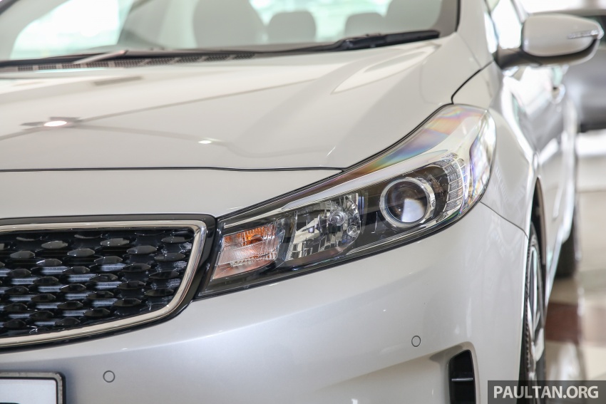 Kia Cerato facelift now in showrooms – KX, 1.6L, 2.0L 572817