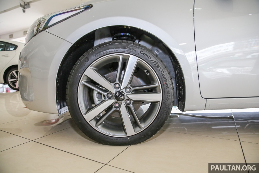 Kia Cerato facelift now in showrooms – KX, 1.6L, 2.0L 572821