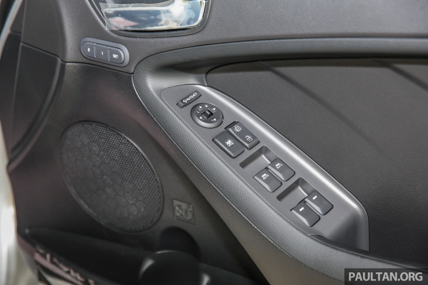 Kia Cerato facelift now in showrooms – KX, 1.6L, 2.0L 572852