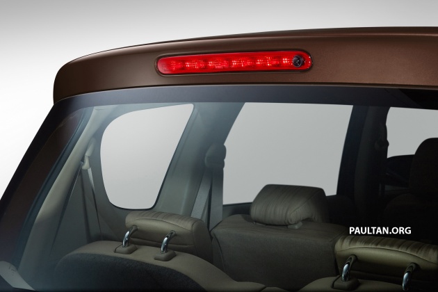 proton-ertiga-brake-light-brown