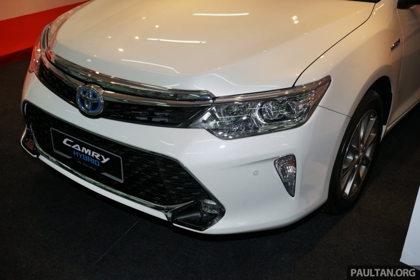 GALLERY: New Toyota Camry Hybrid Luxury variant 586136