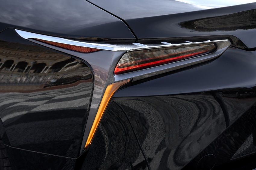 MEGA GALLERY: Lexus LC 500, LC 500h detailed 589956