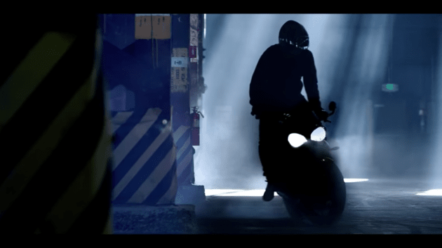 VIDEO: 2017 Triumph Street Triple teased – 765 cc on the cards, appearing January 10 in UK launch