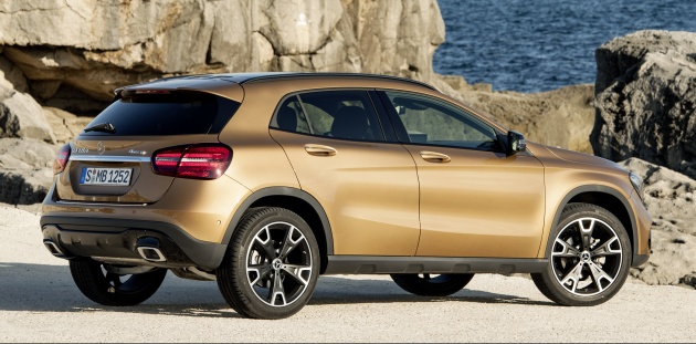 2017 Mercedes-Benz GLA facelift debuts in Detroit