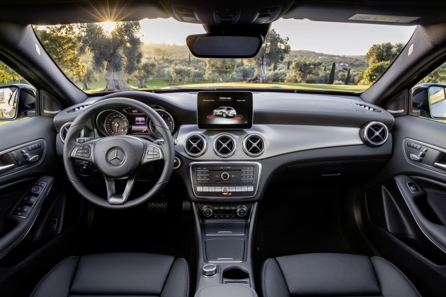 2017 Mercedes-Benz GLA facelift debuts in Detroit