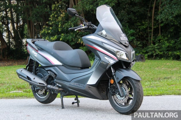 REVIEW: 2017 Modenas Elegan 250 – scooting around