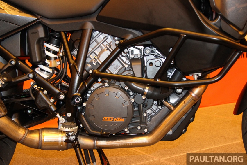 KTM Malaysia lancarkan Super Adventure S 1290 dan Super Duke R 1290 2017 – penuh alat elektronik 646124