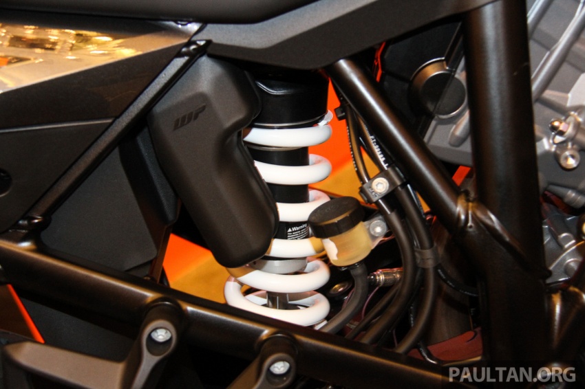 KTM Malaysia lancarkan Super Adventure S 1290 dan Super Duke R 1290 2017 – penuh alat elektronik 646135