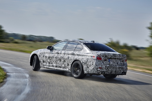 VIDEO: Bagaimana sistem pacuan semua roda M xDrive pada BMW M5 generasi baharu berfungsi