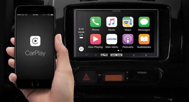 Alpine first with aftermarket wireless CarPlay head unit