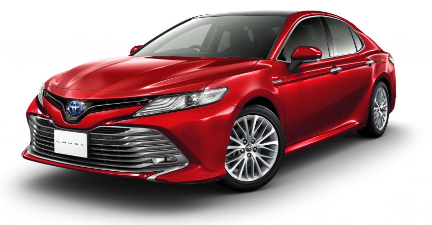 2018 Toyota Camry Hybrid on sale in Japan – 33.4 km/l 681071