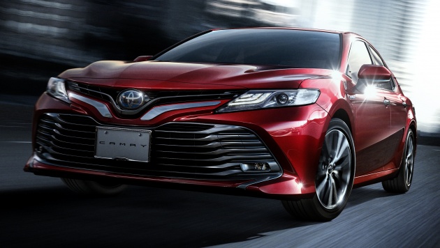 2018 Toyota Camry Hybrid on sale in Japan – 33.4 km/l
