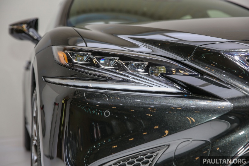 GIIAS 2017: Lexus LS 500h previewed in Indonesia 698201
