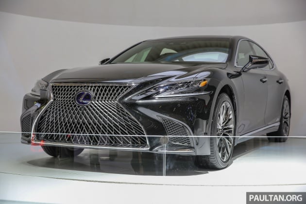 GIIAS 2017: Lexus LS 500h previewed in Indonesia