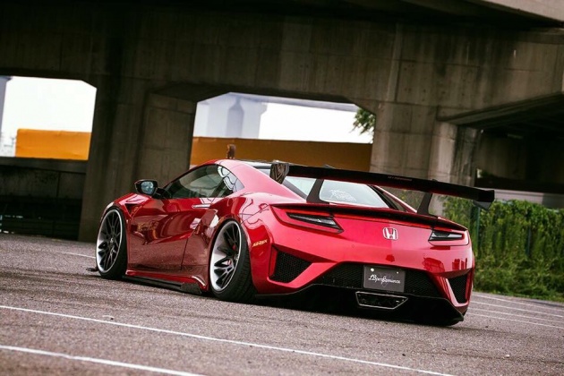 Honda NSX Liberty Walk – lebih lebar, lebih rendah