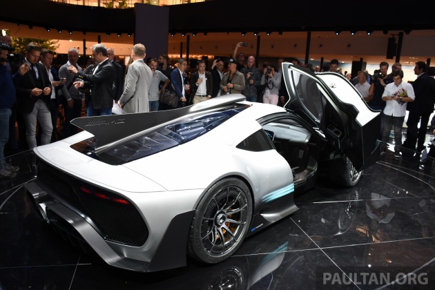 Mercedes-AMG Project One hypercar finally unveiled – sub-6 seconds 0-200 km/h, top speed over 350 km/h