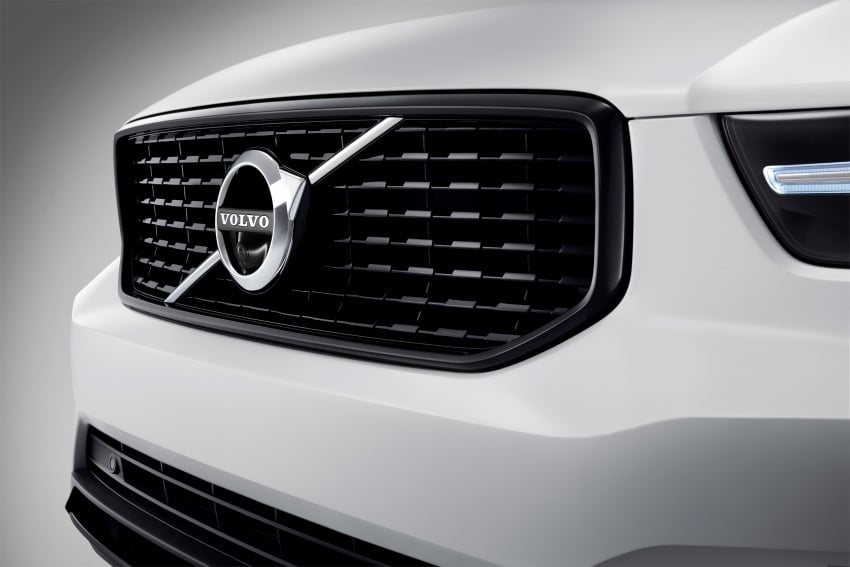 Volvo XC40 officially revealed – CMA platform, Drive-E engines, first model offered in ‘Care by Volvo’ service 714199