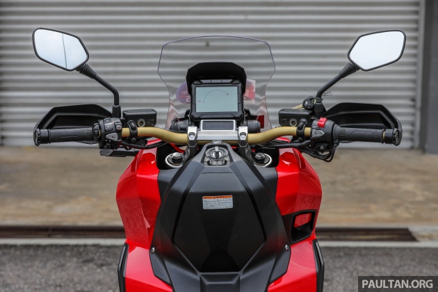 TUNGGANG UJI: Honda X-ADV punya karekter unik, dilengkapi transmisi DCT enam kelajuan yang padu
