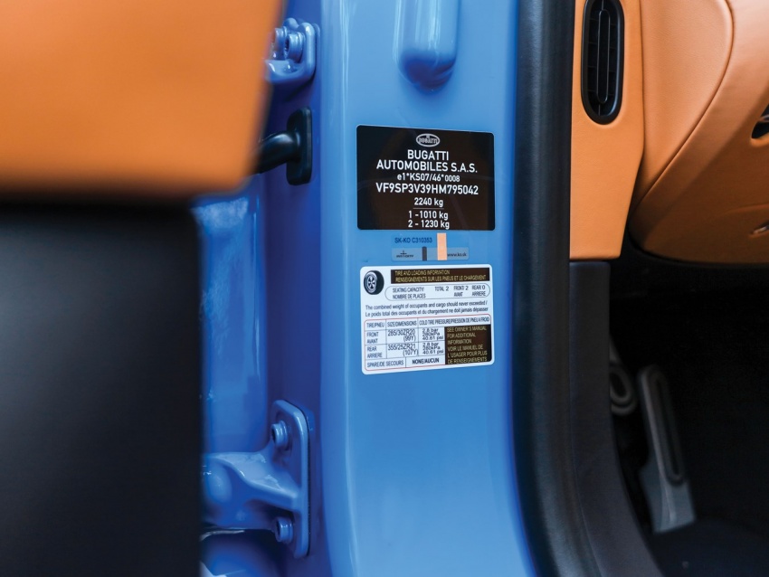 Bugatti Chiron heading to auction – 3.2 million euros 754878