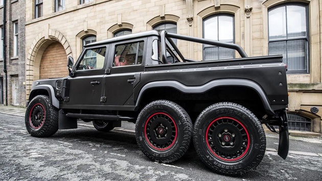 Kahn Automobiles perkenalkan Land Rover Defender enam tayar dengan bumbung kanvas boleh buka