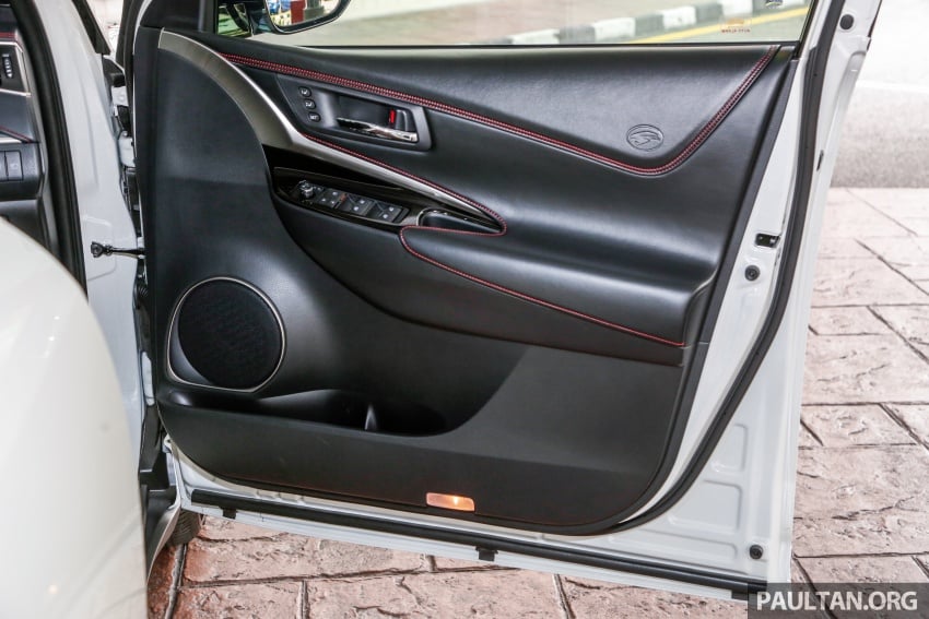 GALLERY: 2018 Toyota Harrier 2.0T Luxury in Malaysia 781032